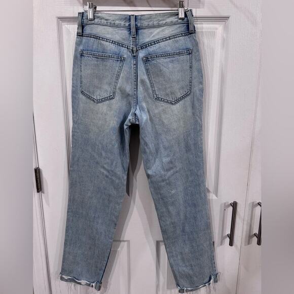 💜NWOT Pistola Distressed Jeans - Picture 2 of 2
